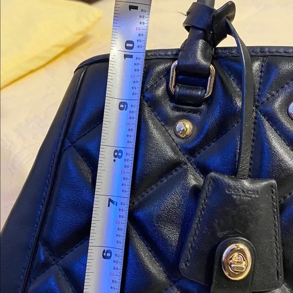 Coach Leather Black Handbag in nice condition, no damage - Picture 10 of 10